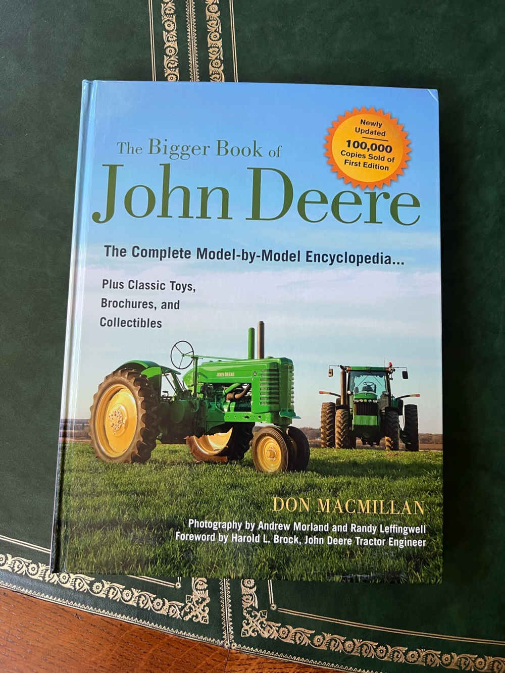 Hardcover Book The Bigger Book of John Deere by Don Macmillan